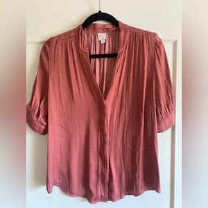 Roan + Ryan Pink Aubree Hammered Satin Short Sleeve Blouse Large